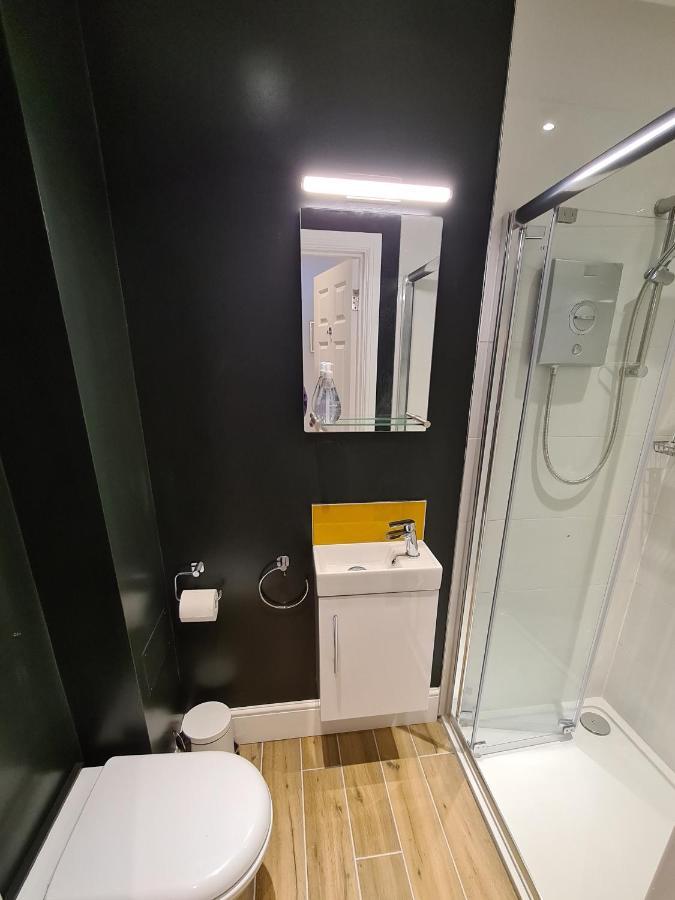 The Taylor Suite - Stunning 2-Ensuite Beds, Cathedral View Roof Garden Truro Esterno foto